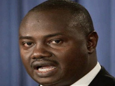 EFCC Arrests Suspected Counterfeit Software Resell Haven