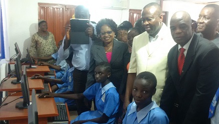 Rotary Club of Mushin Metro Donates N2.5m ICT Hub to OJSS