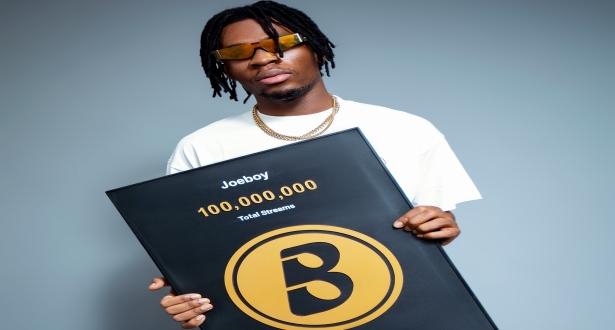 Joeboy Hits 100 Million Streams on Boomplay