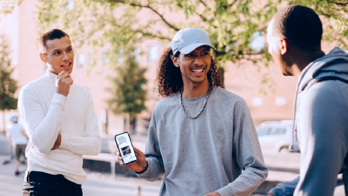 Introducing Community Chats: Connecting Your Community in Real Time on Messenger and Facebook