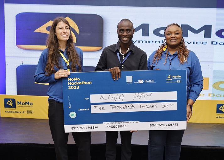 Oluwapelumi Yusuf Emerges Winner of First MTN MoMo Hackathon