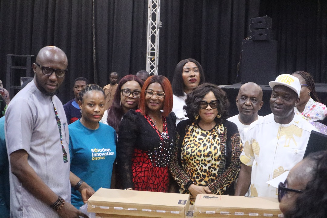 Gov. Soludo Distributes 2,000 Laptops to Teachers and Principals of Public and Public-Mission Schools