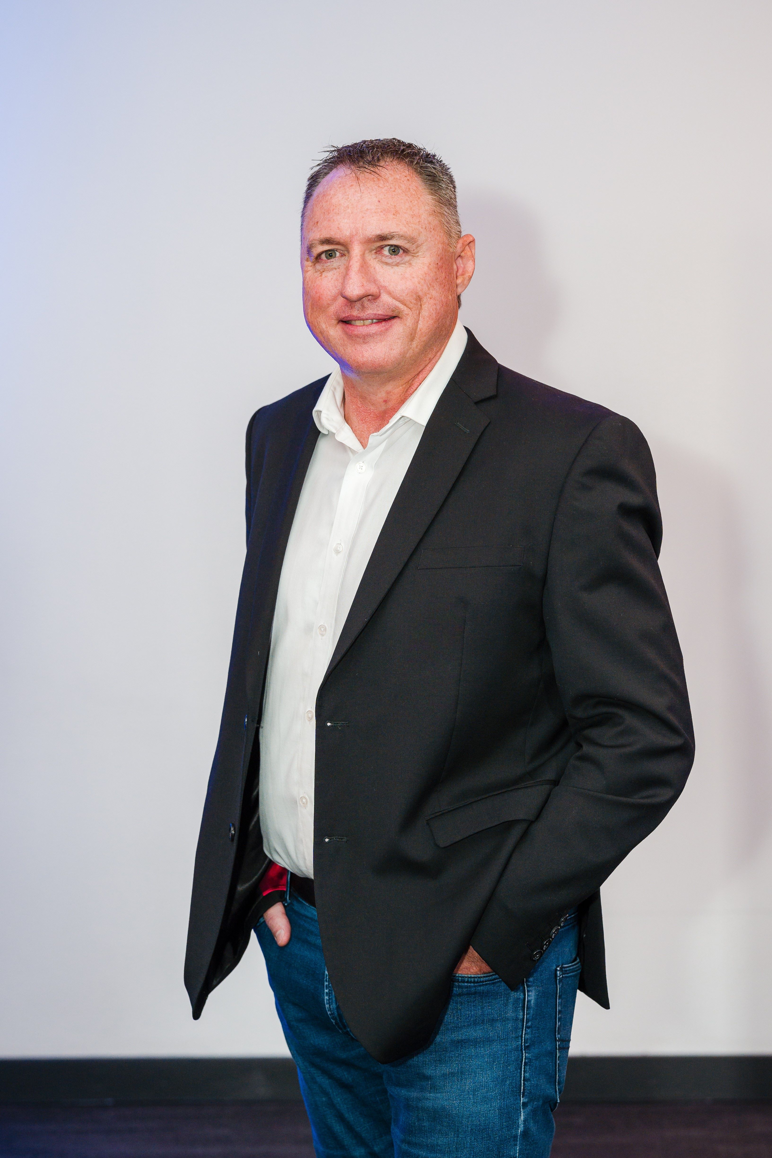 AI and ‘phygital’ experiences re-set to reshape the customer journey in 2024