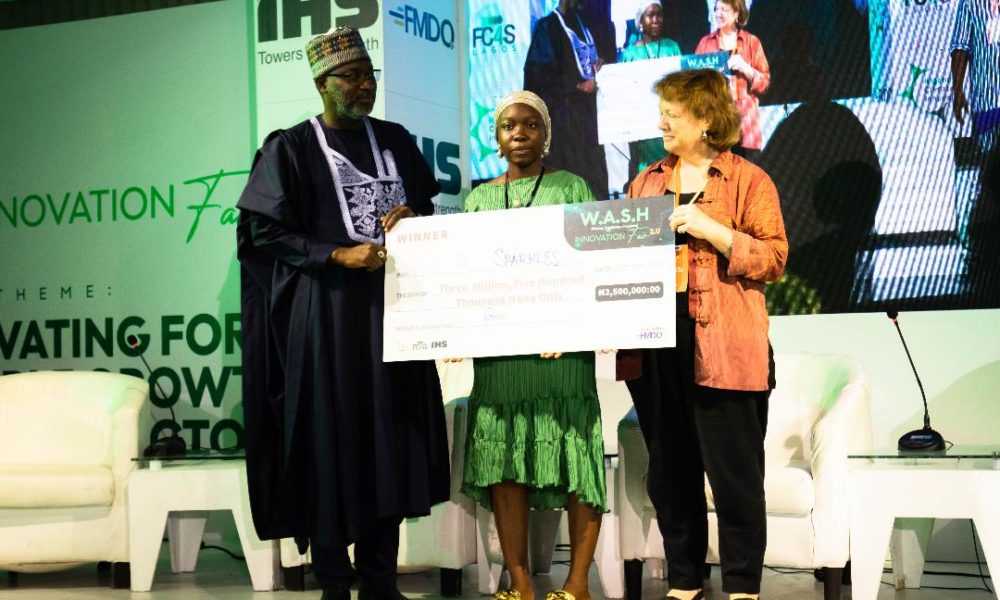 Engr. Sulieman Hussein Adamu, Honorable Minister of Water Resources. Ms. Ameedat Olaniyan founder Sparklean Station, Dr. Jane Bevan Chief WASH, UNICEF NIgeria.